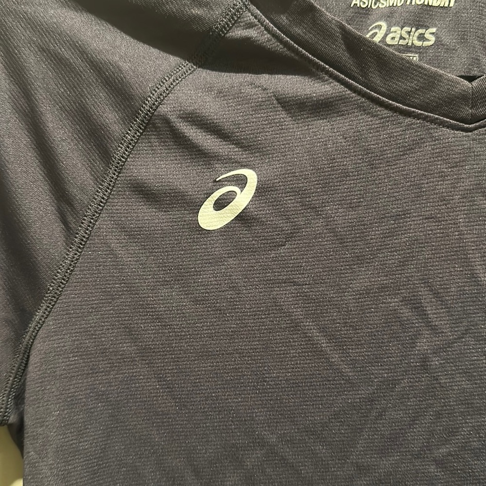 ASICS Dri-Fit Top